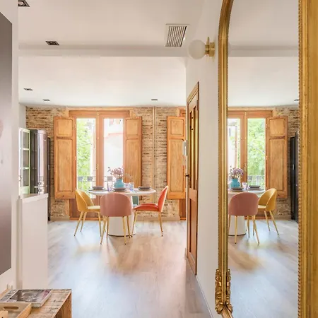 Luxury New 10 Min Walk To The Beach, Netflix, Late Checkout Appartamento