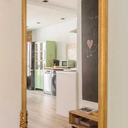 Luxury New 10 Min Walk To The Beach, Netflix, Late Checkout *