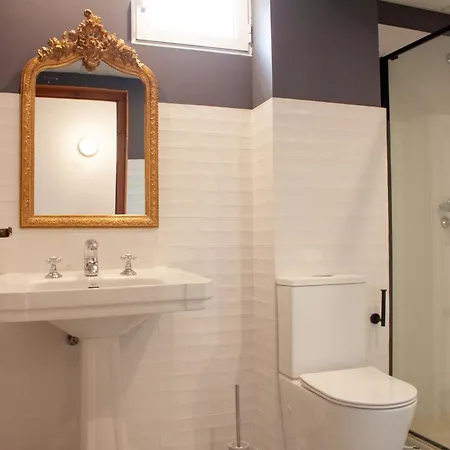 Daire Luxury New 10 Min Walk To The